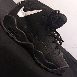 Nike Sneakers!